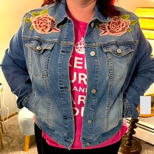 LuLaRoe 2XL Harvey Denim Jacket with pink roses on shoulders